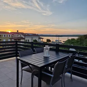 Apartman Lana Klimno